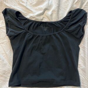 Brandy Melville Black Puff Sleeve Crop Top